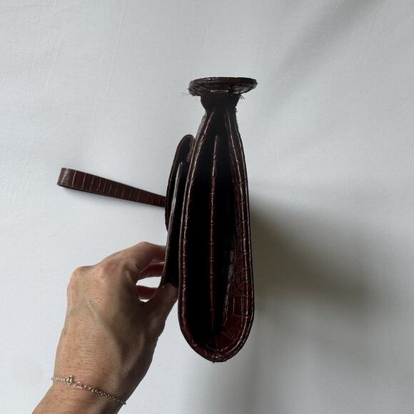 Talbots Women’s Genuine Leather Croc Embossed Zip Clutch Wristlet Bag Brown - Picture 4 of 11